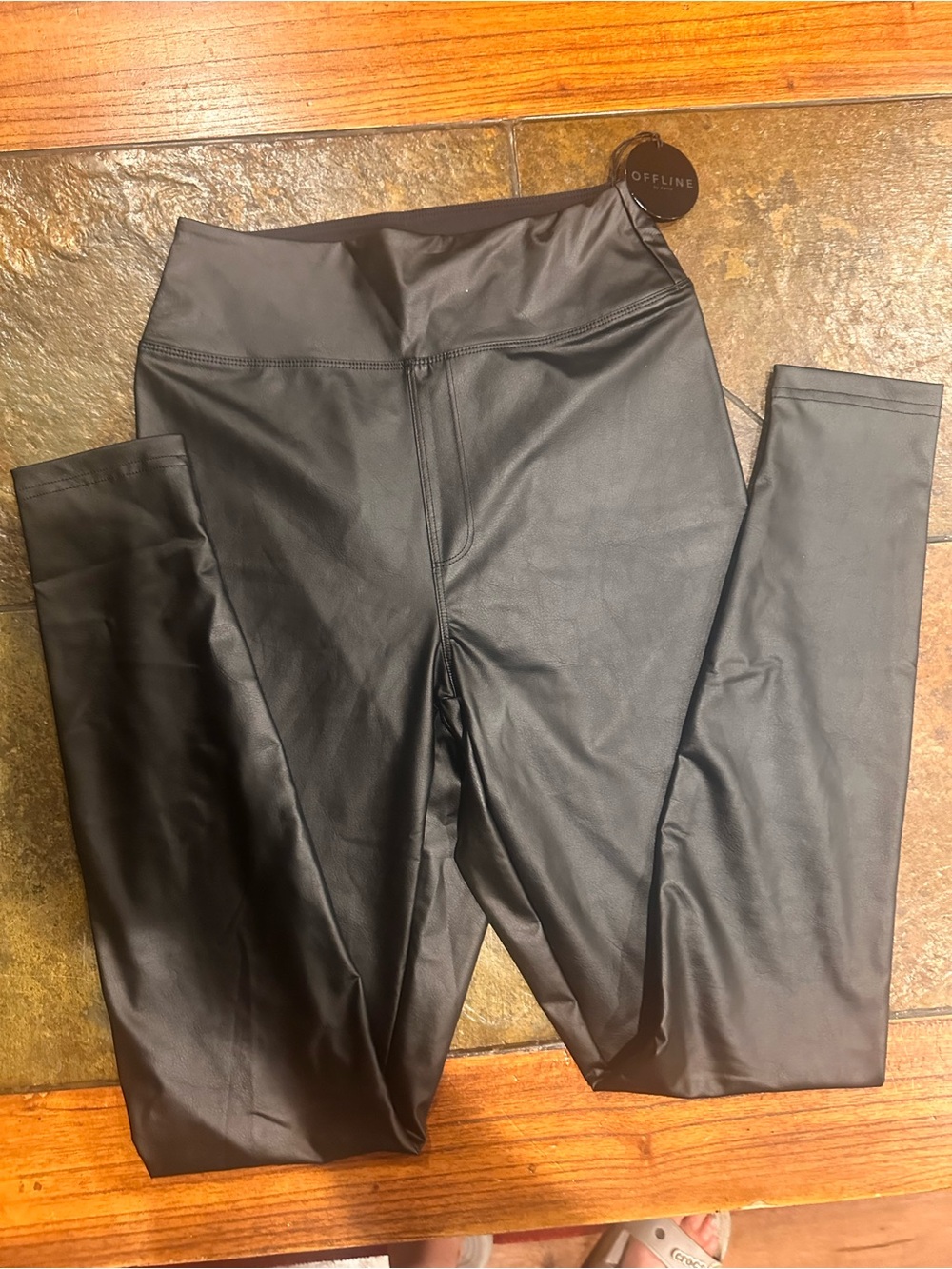 aerie OFFLINE Real Luxe High-Rise Leggings in Black
